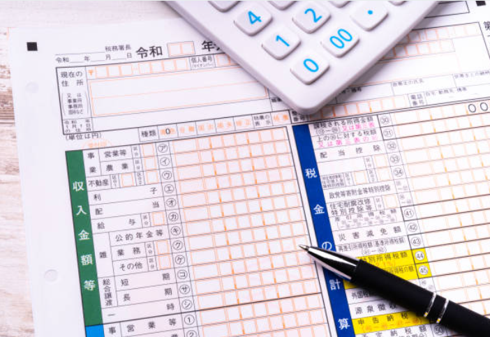 外交員報酬を受け取る側(個人)は確定申告が必要?経費についても解説